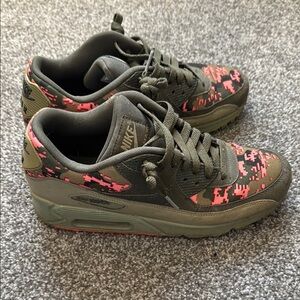 Nike Pink and Green Sneakers with Air Max Cushioning